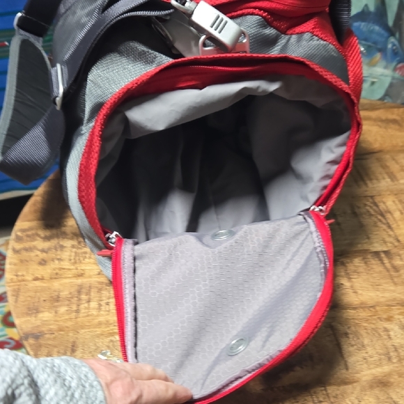 Tumi Red and Gray Men's Duffel Bag - Picture 12 of 16